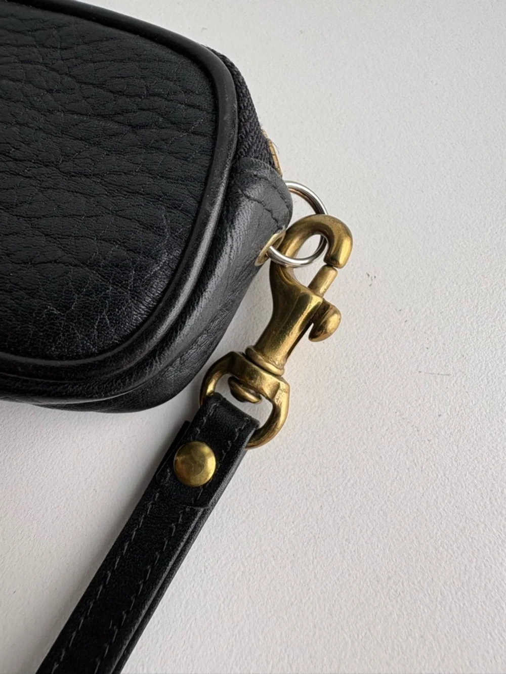 Dooney & Bourke awl black leather Key Caddy Chain Coin Purse zip wallet - Picture 10 of 15